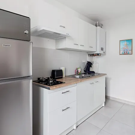 Le Petit Patio - Renove, Paisible Et Proche Centre Apartment Nantes